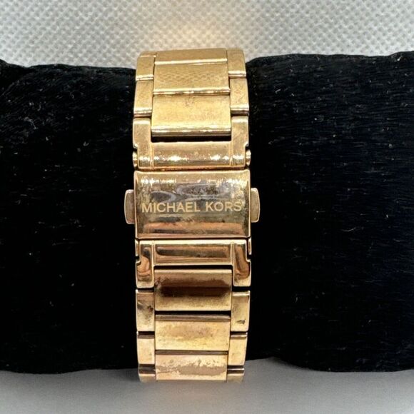 Michael Kors Parker MK5491 Women\'s Gold Stainless Steel Analog Dial Watch JNA588